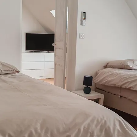 Holiday home Vic Saint Cristophe *